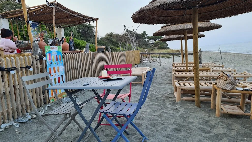 Paillotte U Punticchiu restaurante en Santa-Lucia-di-Moriani