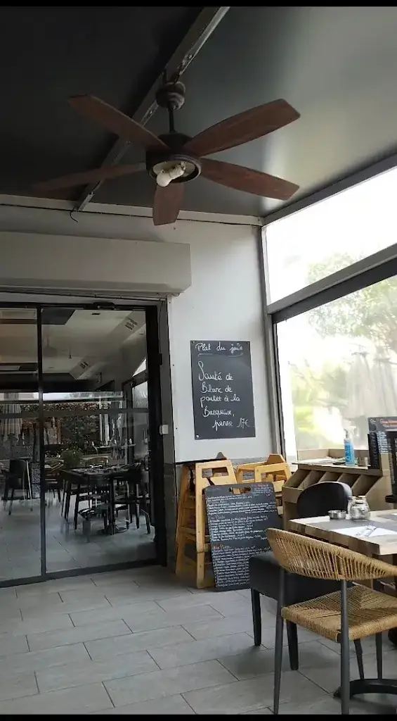 Restaurant L'Escale_Lucciana_slider_image_2