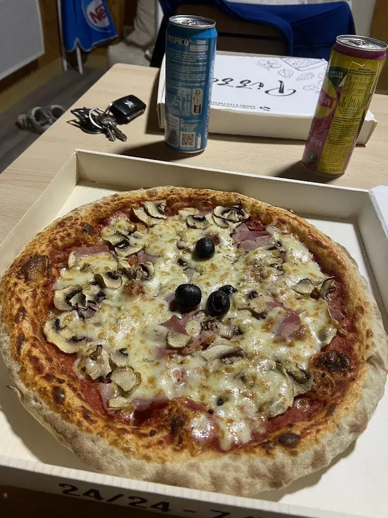 Marine PEA MAGNIN_Le Grenier à Pizzas_Ambert_review