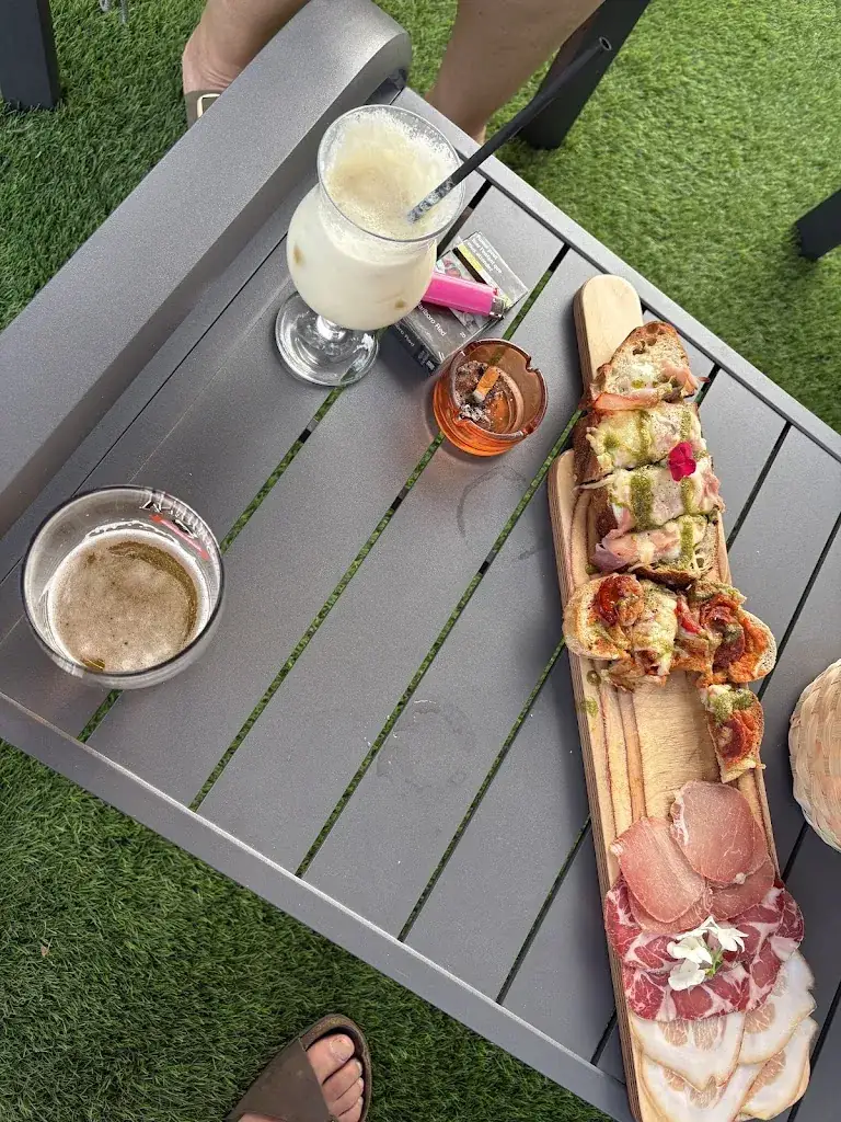 eddy lesieux_Les Gourmandises Mi Piace_Prunelli-di-Fiumorbo_review