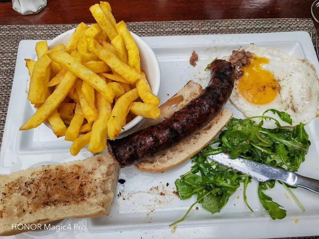 Auberge Midi-Minuit_Sarrola-Carcopino_slider_image_2