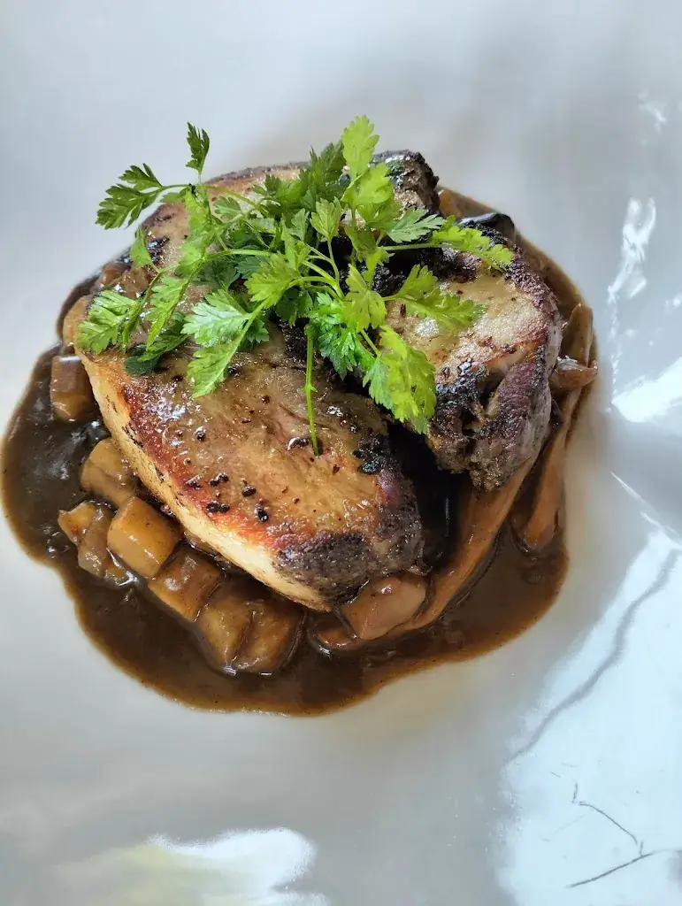 Auberge Midi-Minuit_Sarrola-Carcopino_slider_image_3