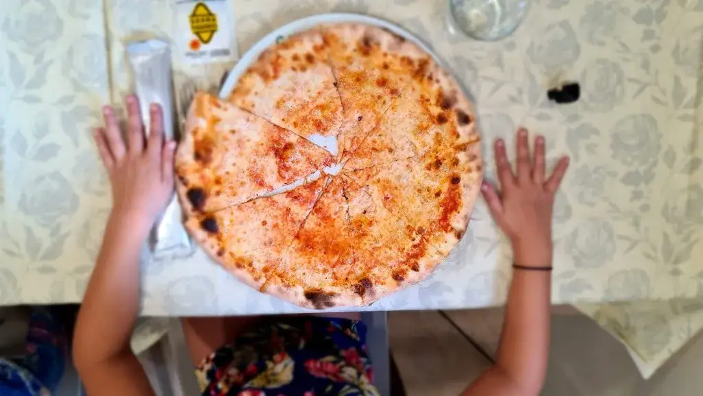 Florin Mazilu_Ristorante Pizzeria De'Genaar_Italy_review