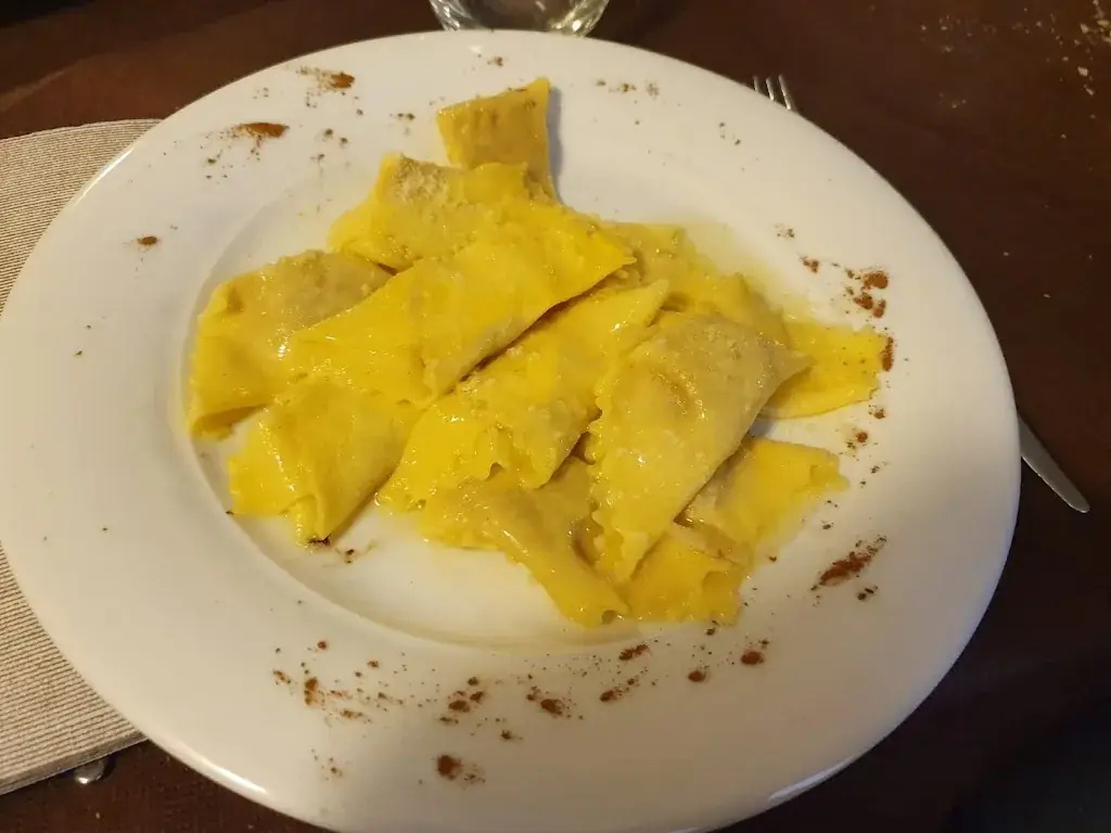 Elena Camusso_Il Mappamondo_Italy_review