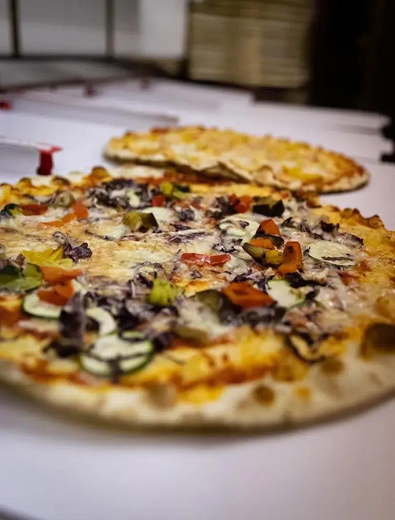 Menu_Pizzeria la roda_Italy_image_9