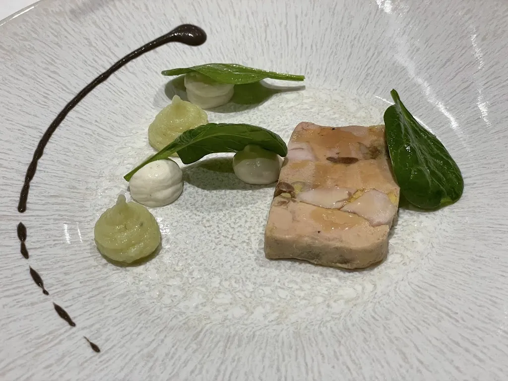 La Table de la Mainaz_Gex_slider_image_3