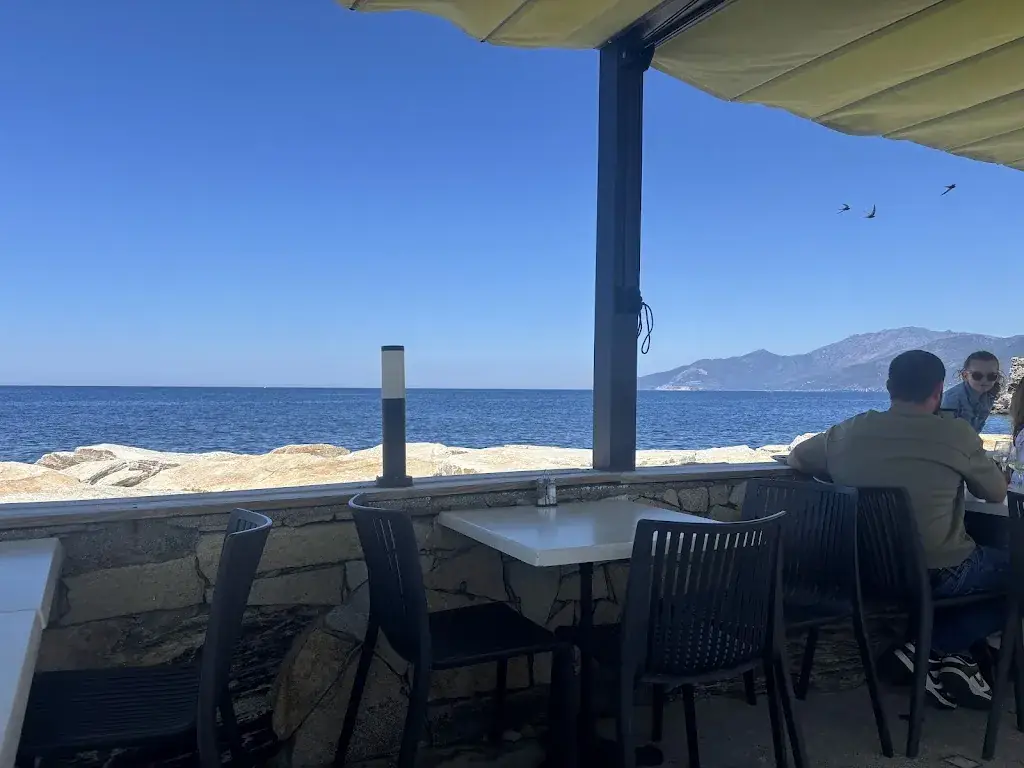 Le p'tit dernier_Saint-Florent_slider_image_1