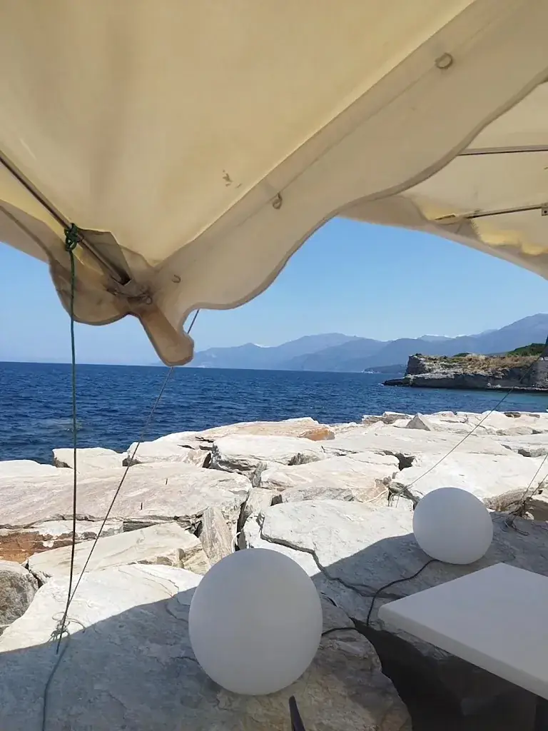 Le p'tit dernier_Saint-Florent_slider_image_2