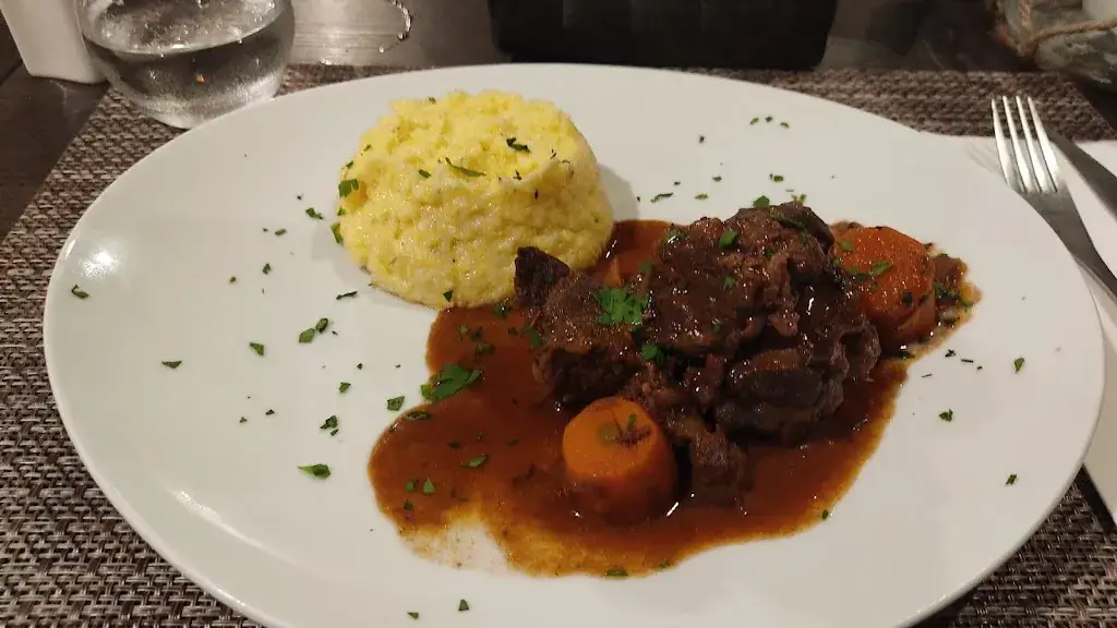 Elias Baaklini_Hôtel u Santu Petru_Santo-Pietro-di-Tenda_review