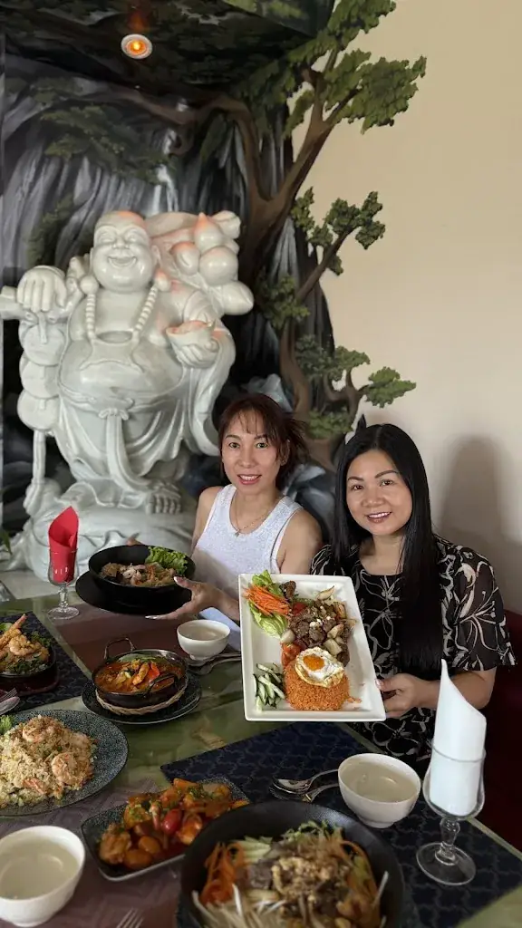 Thi Hong Loan Duong_Restaurant Plaisir d'asie_Gex_review