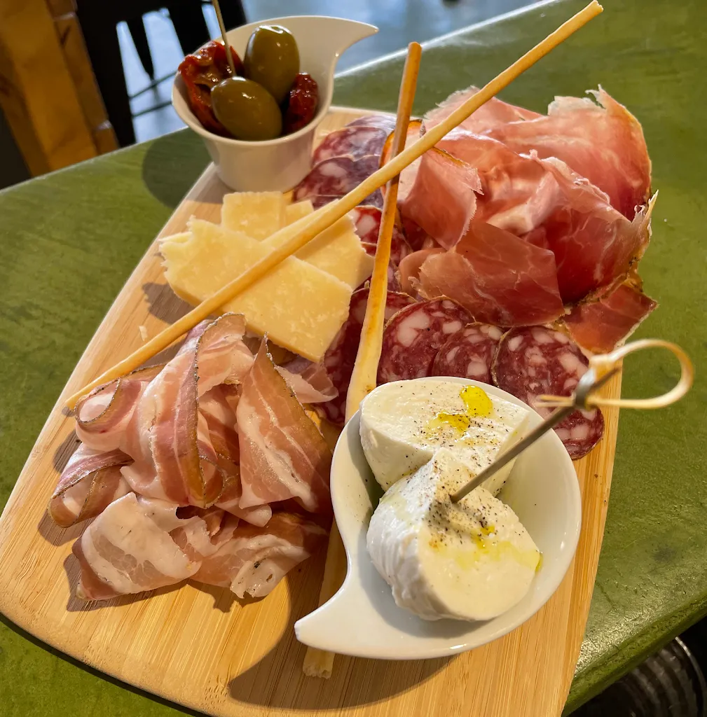 Menu_b sisters_Saint-Florent_image_8