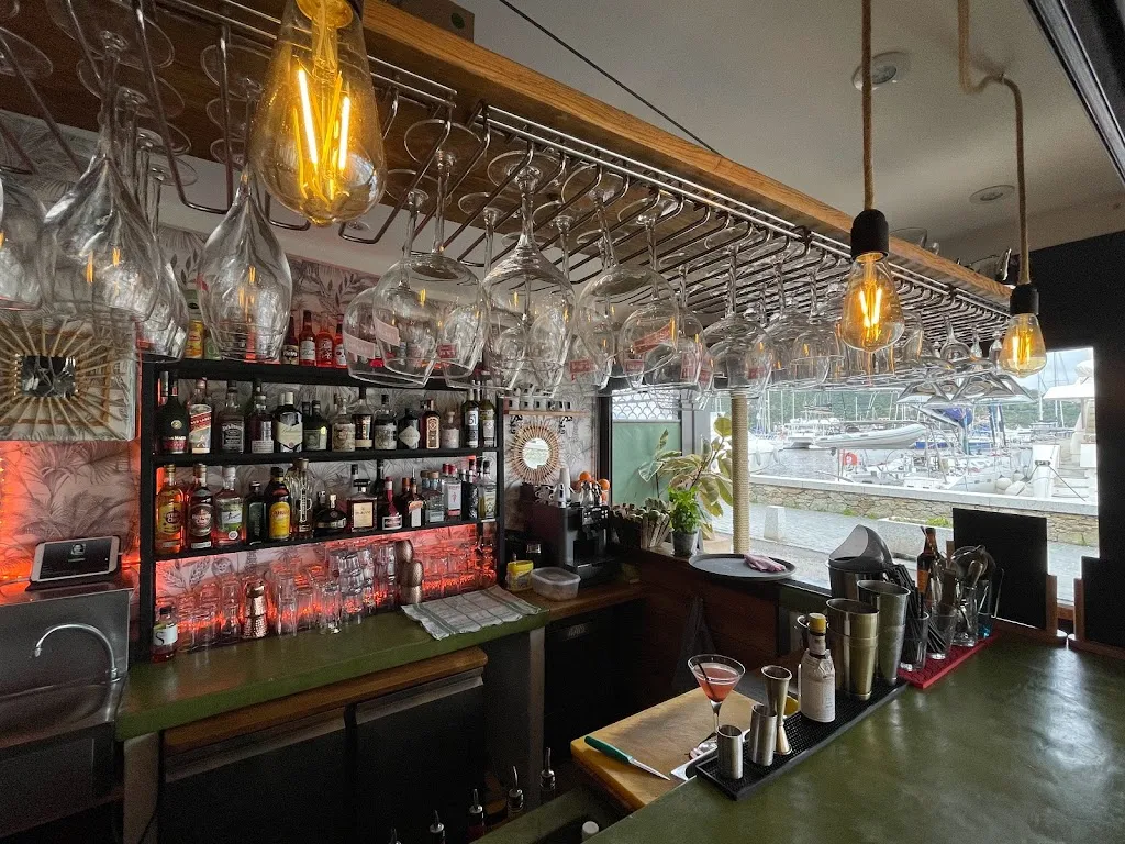 b sisters Restaurant in Saint-Florent