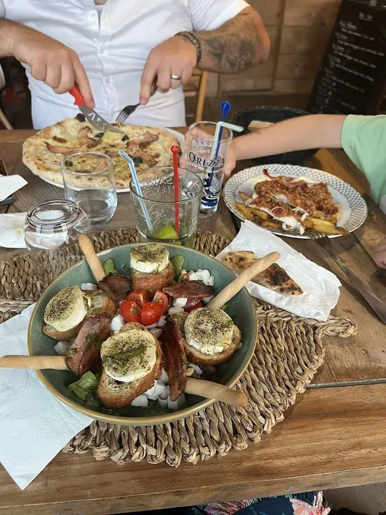 Restaurant A Rubella_Penta-di-Casinca_slider_image_2