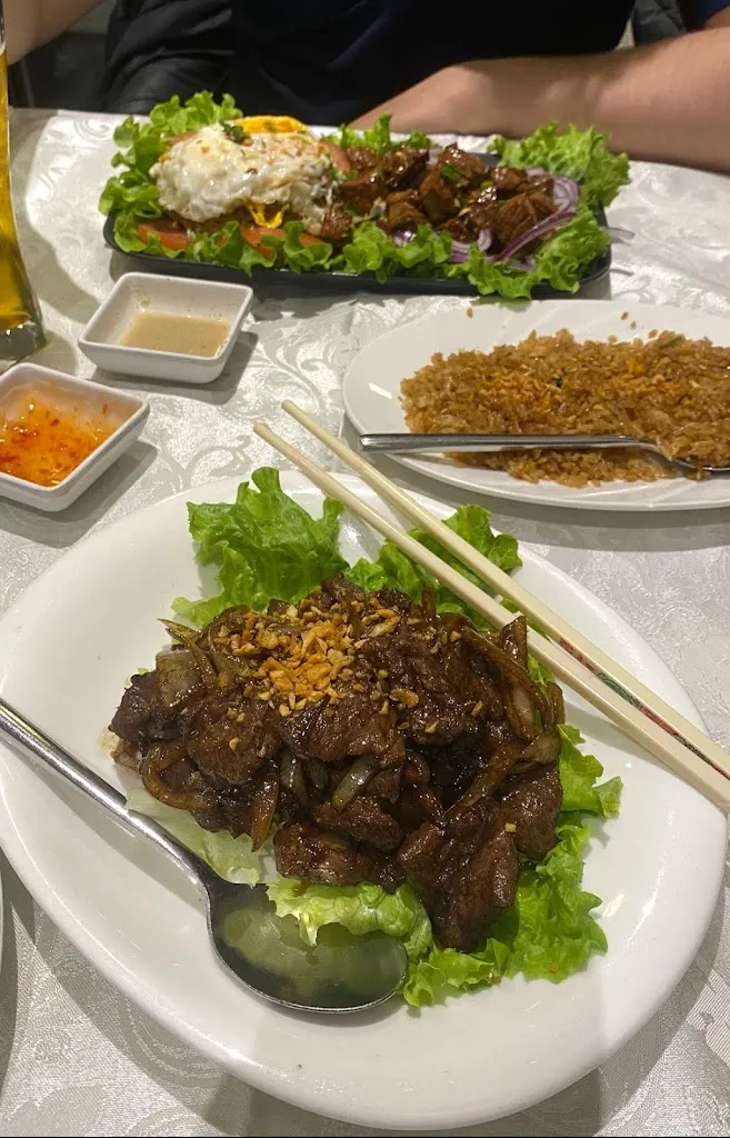 Sri Mutiara M._Borey Angkor_Divonne-les-Bains_review