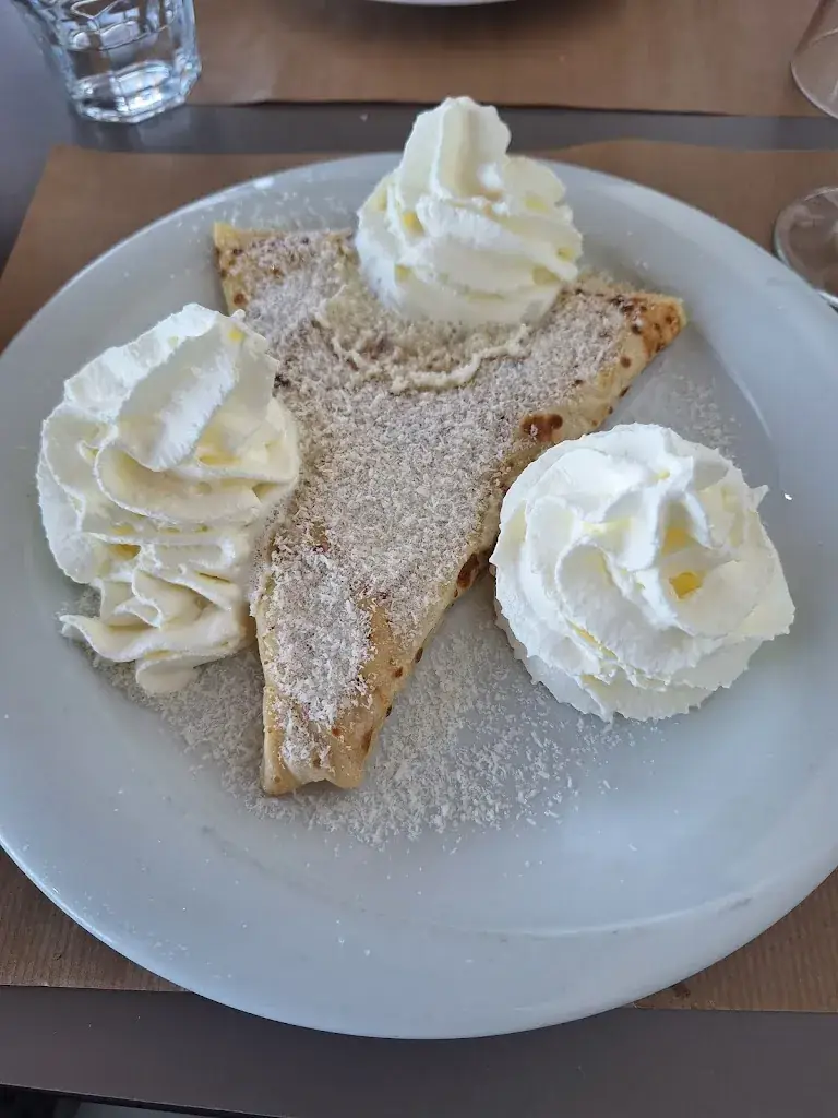 Muriel Galidie_Brasserie L’Entracte_Penta-di-Casinca_review