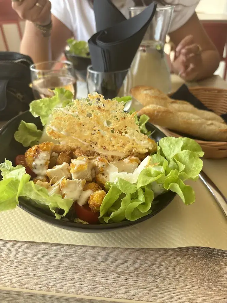 carolina Casadei_Pizzeria A Pizzetta_Penta-di-Casinca_review