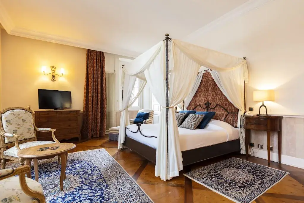 Château des Comtes de Challes_Challes-les-Eaux_slider_image_3