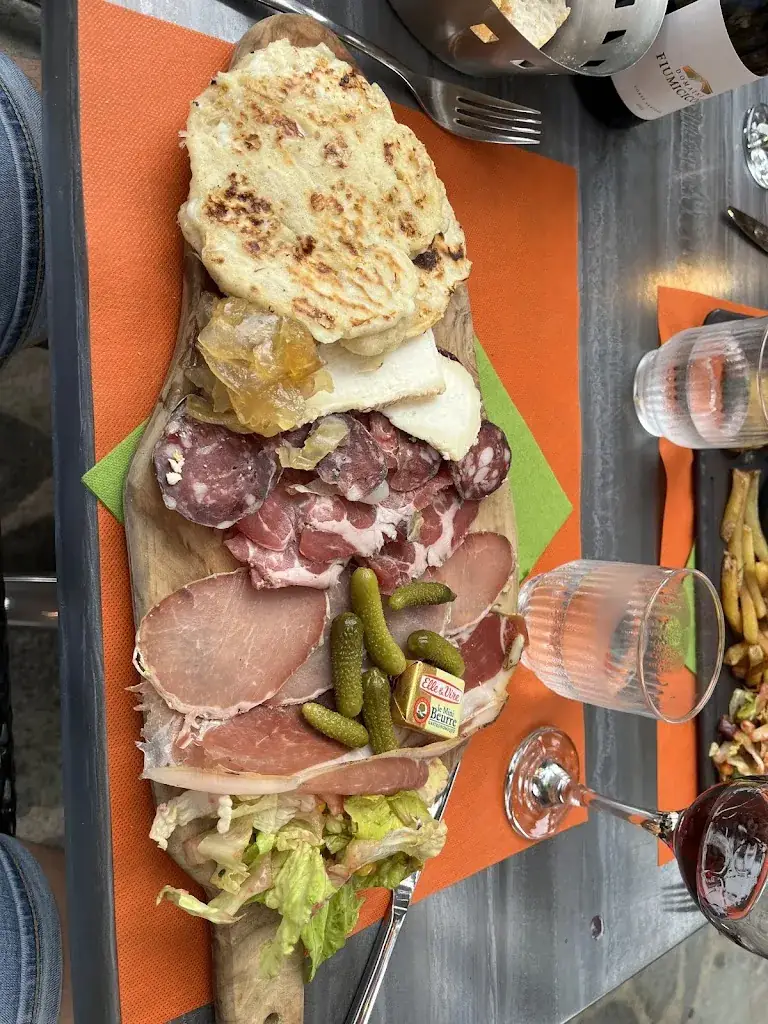 Pál Méhes_Restaurant A Funtanona - Chez Michè_Vescovato_review