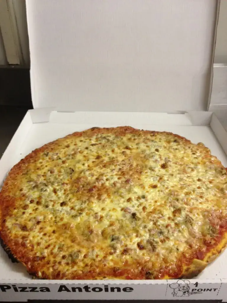 Pizza Antoine Folelli_Penta-di-Casinca_slider_image_3