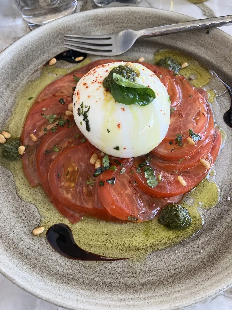 Chas Erickson_Restaurant l'Escale_L'Île-Rousse_recensione