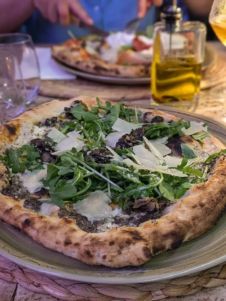 Mirna Calcagno_Restaurant La Cave bar à viandes_L'Île-Rousse_review