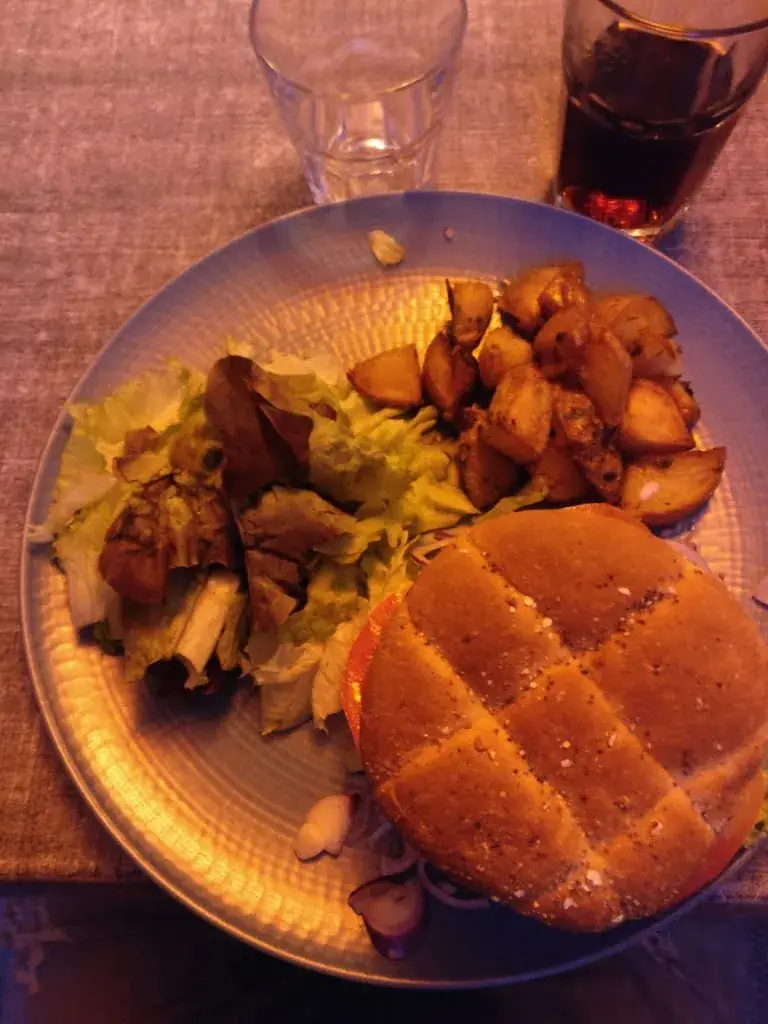 Frederik skriver Jochumsen_L'Osteria_L'Île-Rousse_review