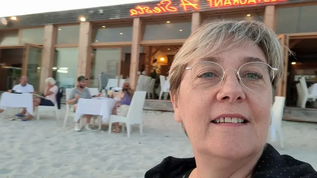 A Siesta_L'Île-Rousse_slider_image_2