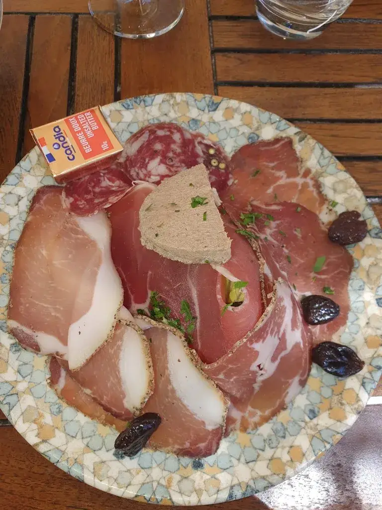 Sébastien BEYLIER_Le Rialto_L'Île-Rousse_avis