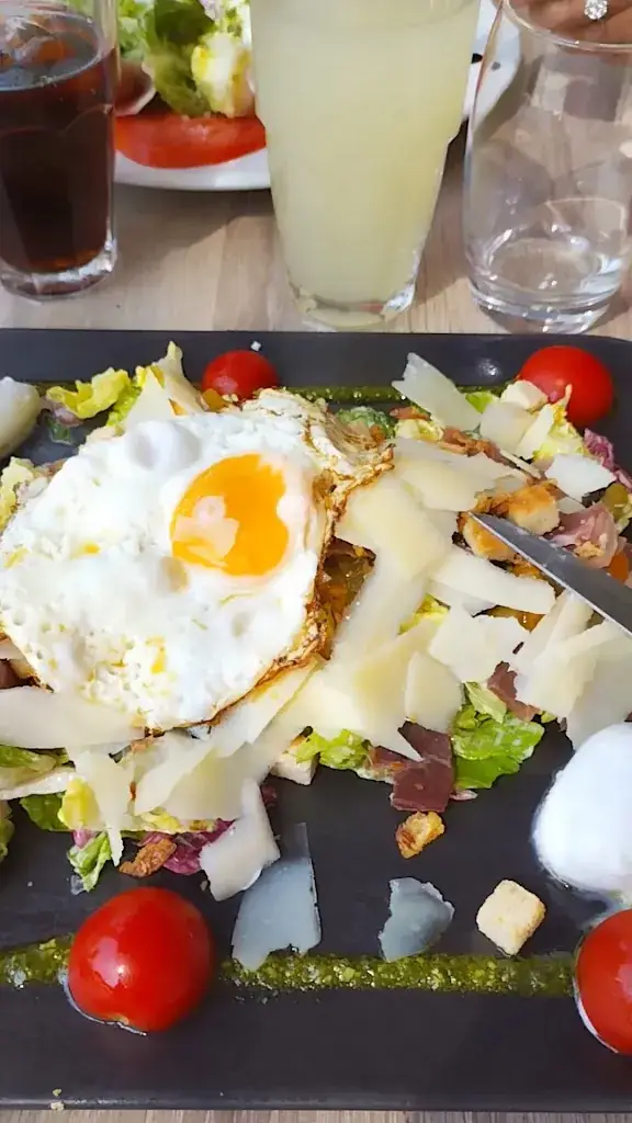 Brasserie les quatre becs_L'Île-Rousse_slider_image_2