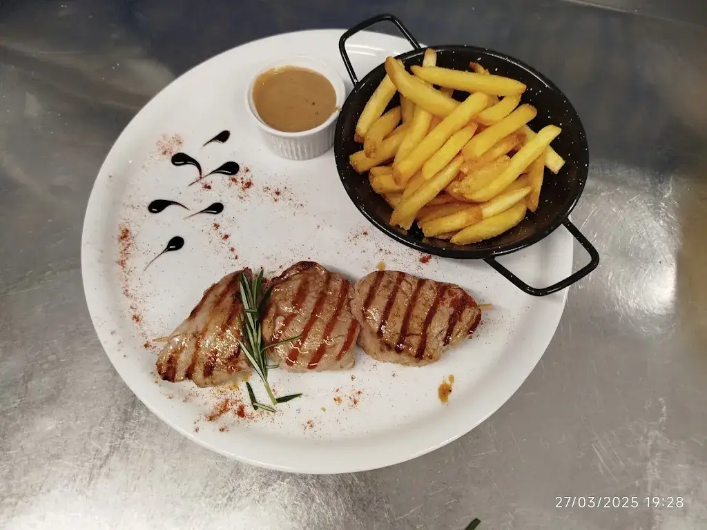 Restaurant A Mandria_Sari-Solenzara_slider_image_3