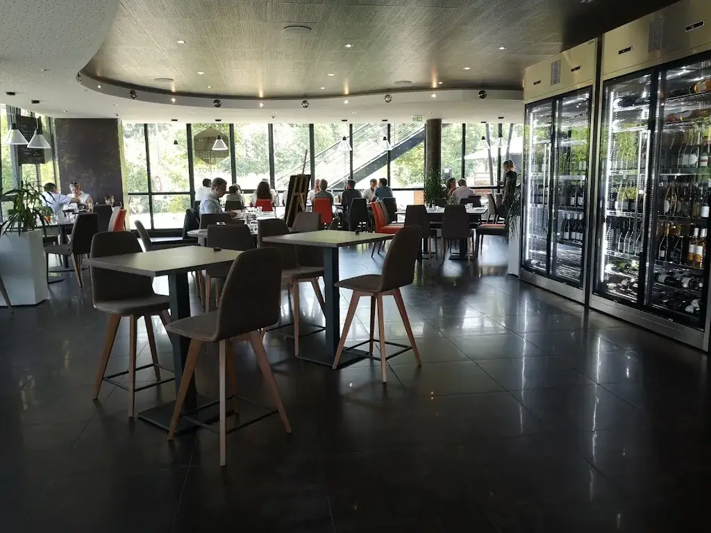 Sylvie CHAREUN Photographie_Bistrot L'Altitude_Challes-les-Eaux_review