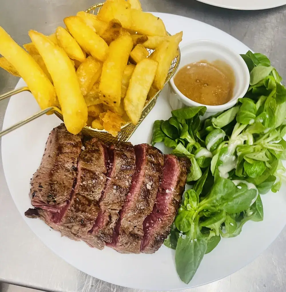 Chez Holly_Aix-Villemaur-Pâlis_slider_image_1