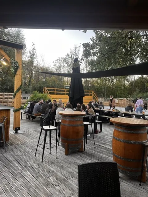 Le Vestiaire restaurant in Challes-les-Eaux