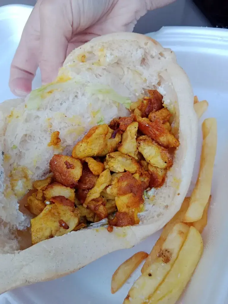 Sarah_Le Palace _Aix-Villemaur-Pâlis_review