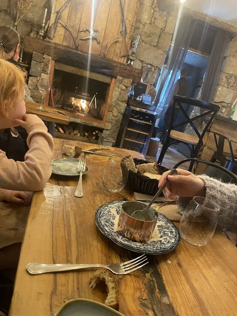 Abbi Yardley_L'Olmu_Olmeto_review