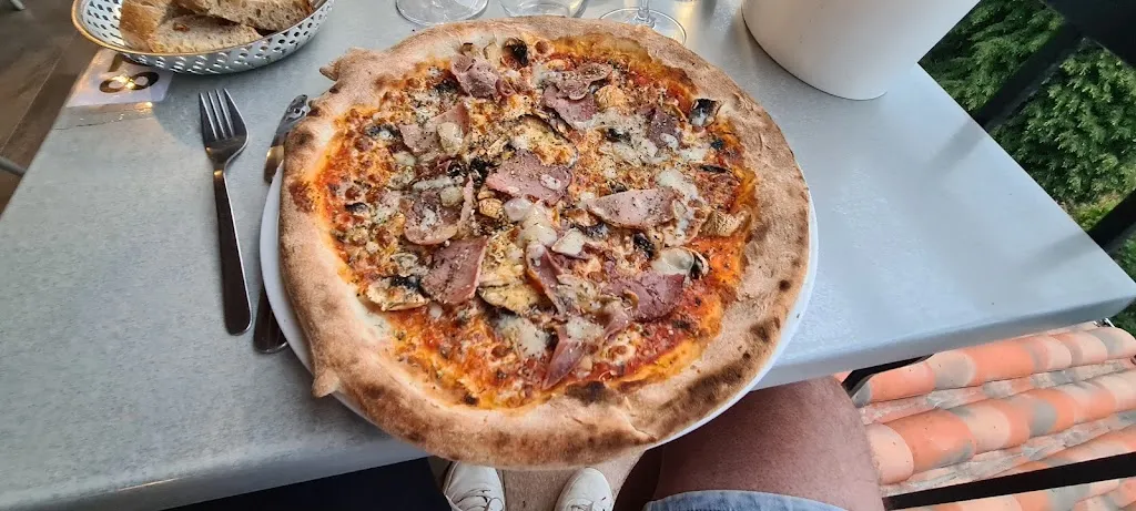 La source_Olmeto_slider_image_3