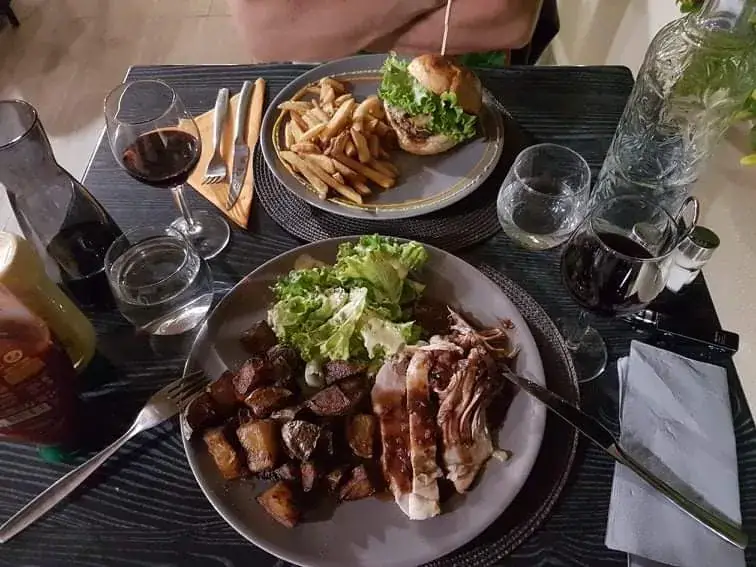 Jure Merkač_Brasserie O Non Stop_Olmeto_review