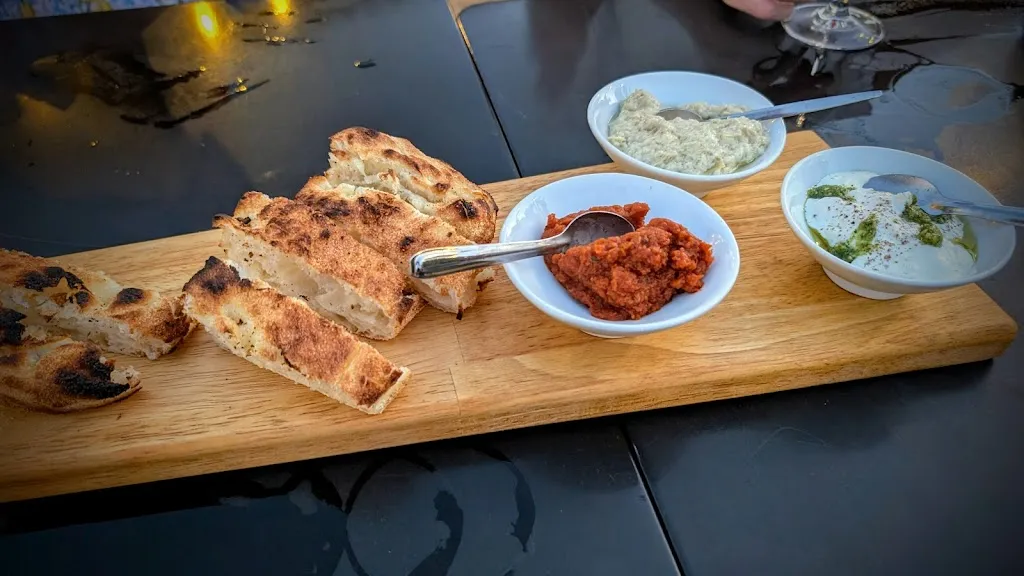 Kit Williams_Casa Cosi 2_Serra-di-Ferro_review