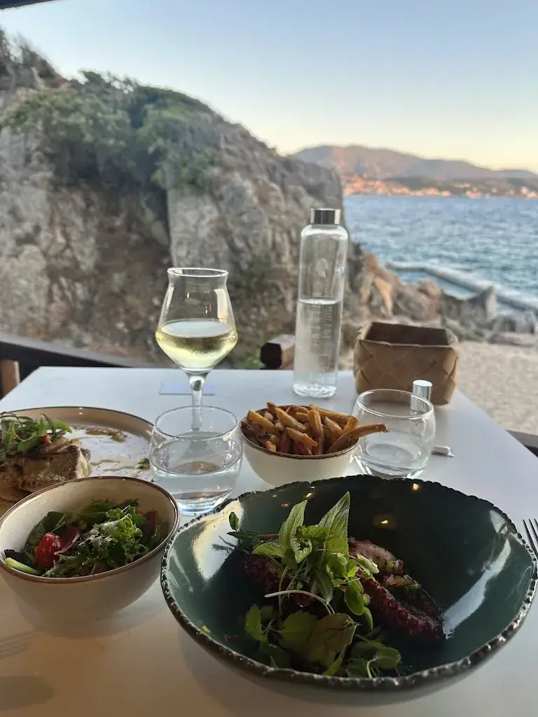 Marisa Silva_Restaurant La Paillote - Hôtel Marinca & SPA_Olmeto_review