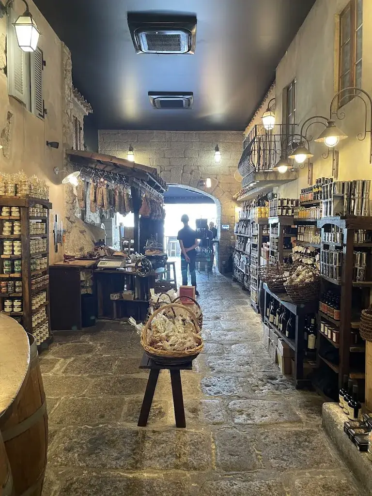 Pierre F._Tempi Fà_Propriano_review