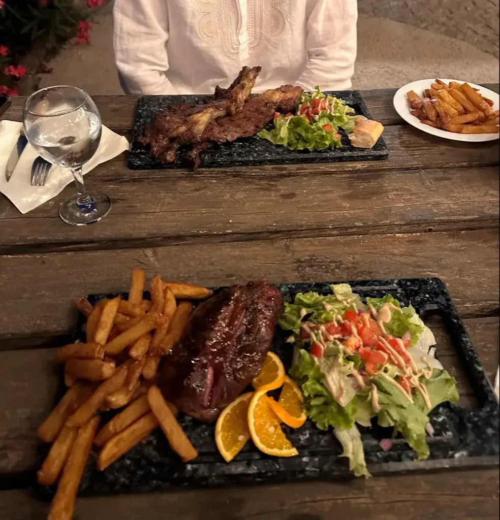 Anda Stancu_A filetta_Fozzano_review