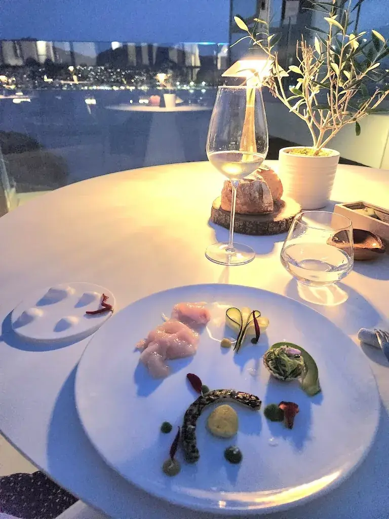 Hayden Jones_La Verriere_Olmeto_review