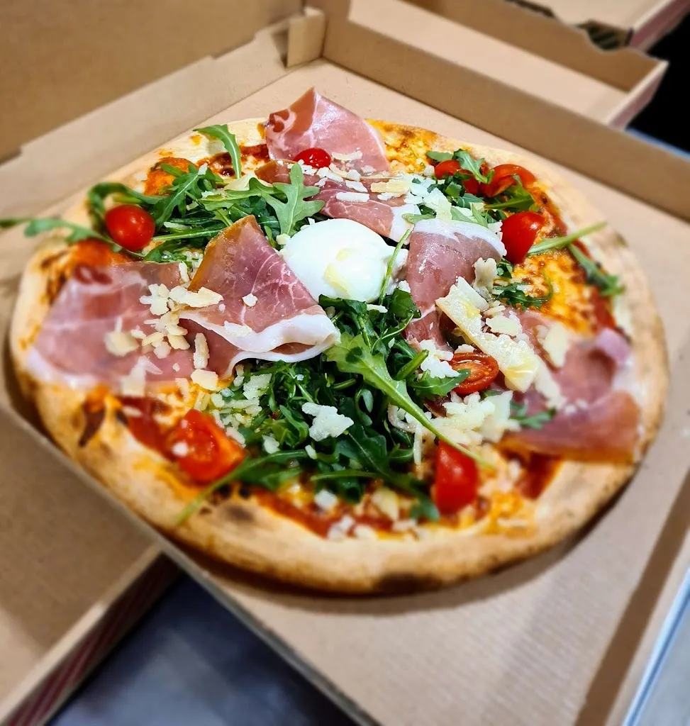 O Pizza des Cannes_Olmeto_slider_image_2