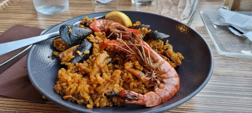 Ville Grandin_No Stress caffé Bischof_Propriano_review