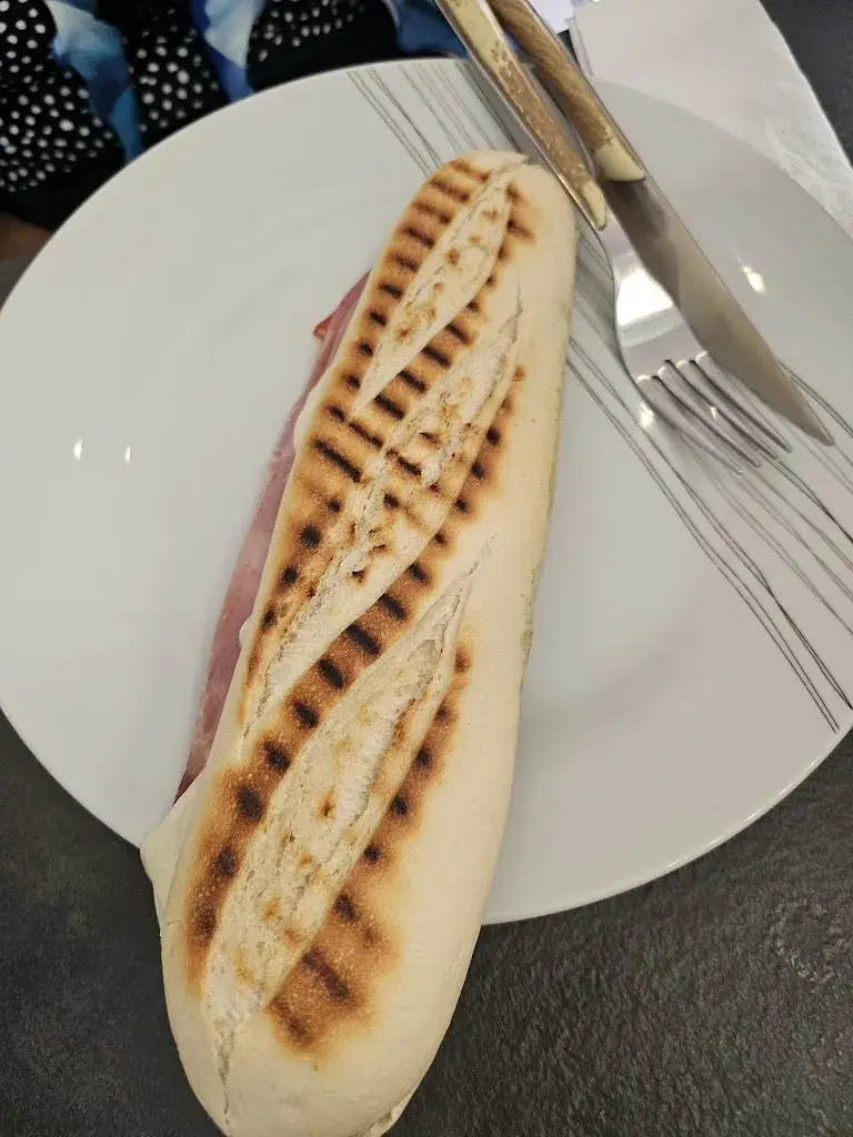 Alex Darbouze_Chez celine au Biscuit de Fozzano_Propriano_review