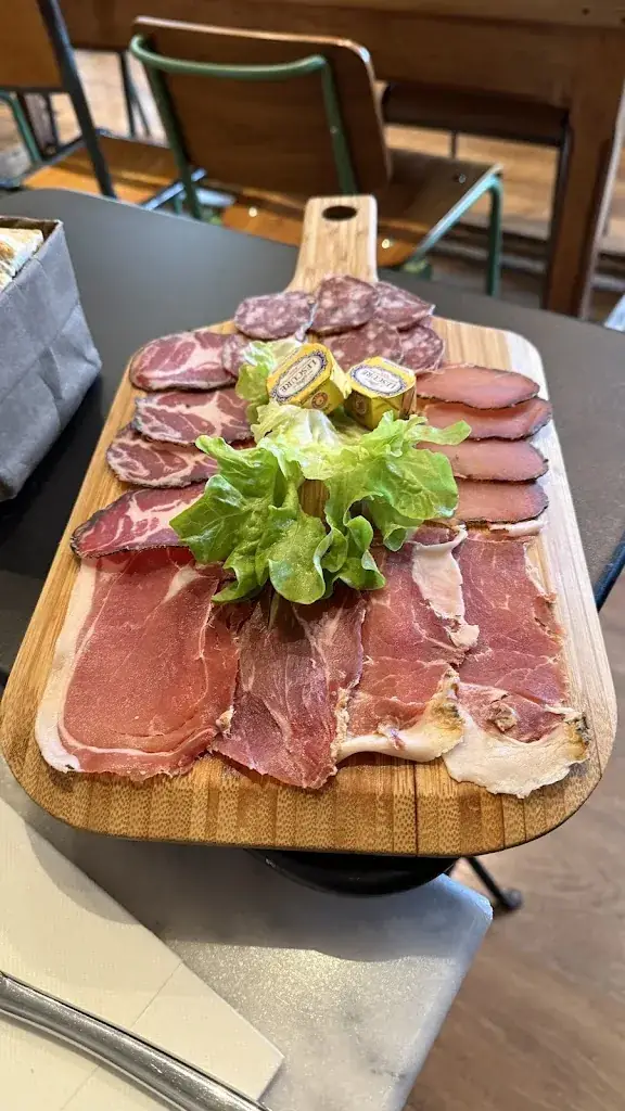 Walt L_L'Eternisula_Zonza_review