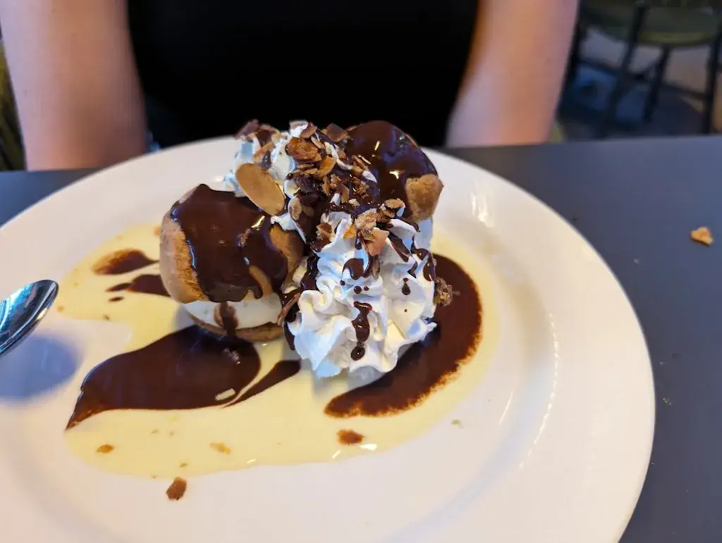 Chris Bing_Auberge du Sanglier_Zonza_review