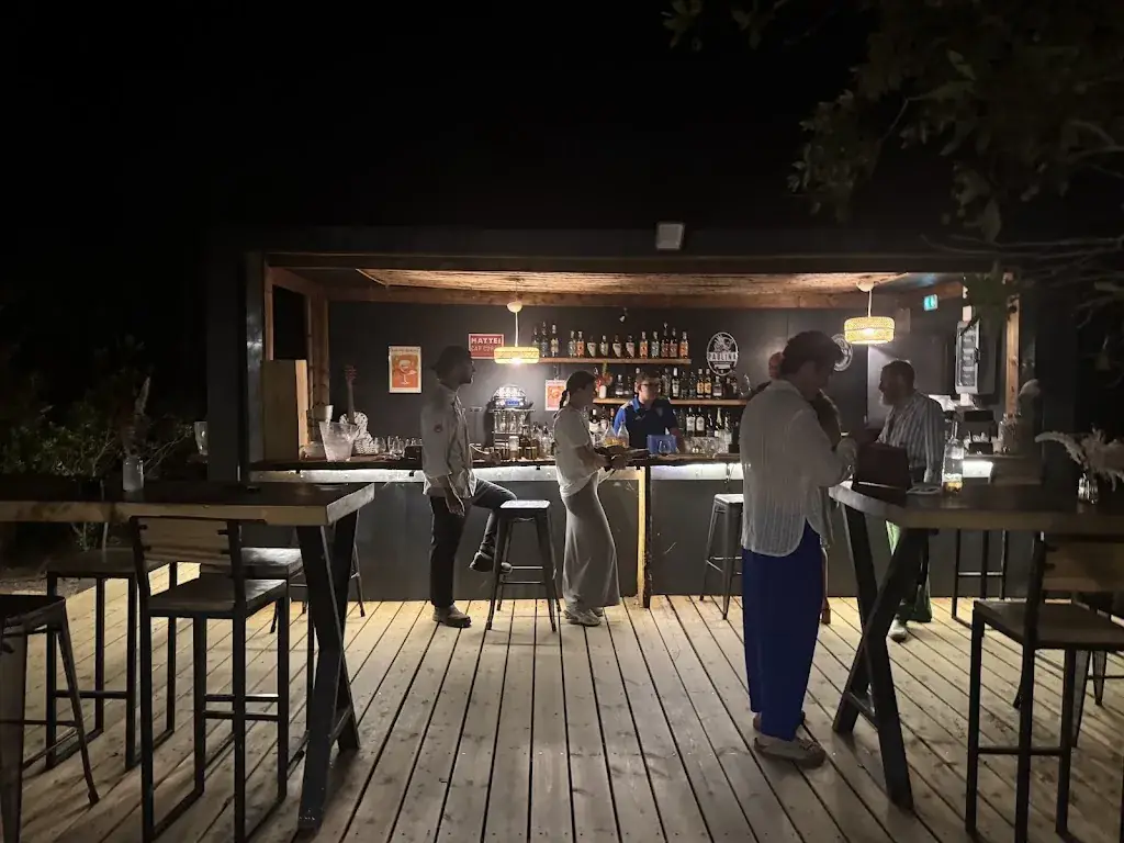 Meg Holzhauer_CASA SALBA_Zonza_review