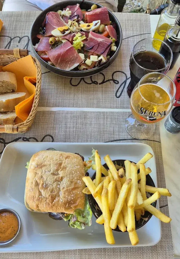 Cyriake Bis_Le Maquis_Zonza_review