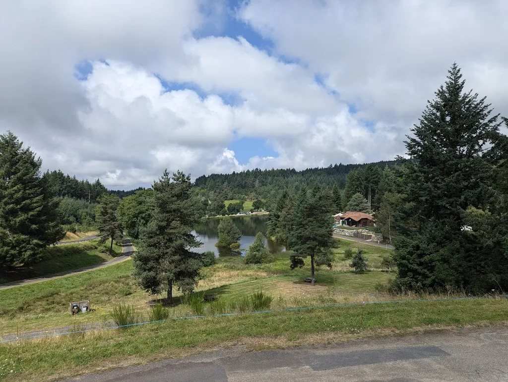 Laure Paris 13_Le Saint-pierre_Champagnac-le-Vieux_review